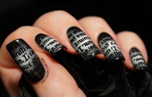Gothic Text Gradient Nail Art